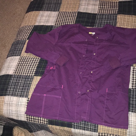 Other - Scrub jacket size Large